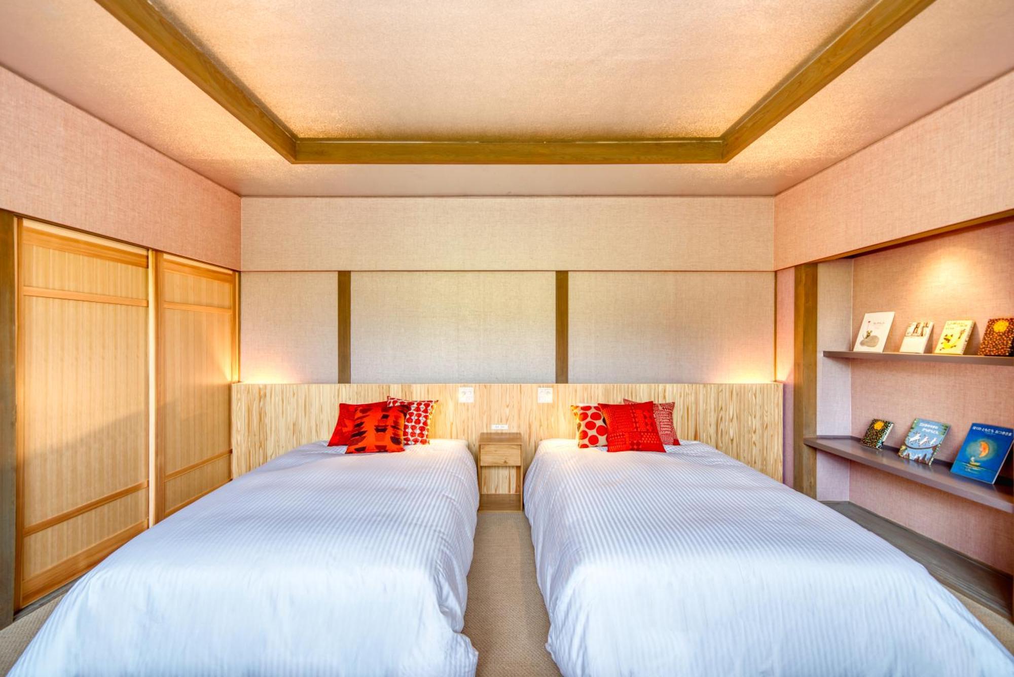 Enokiya Ryokan Yufu Buitenkant foto